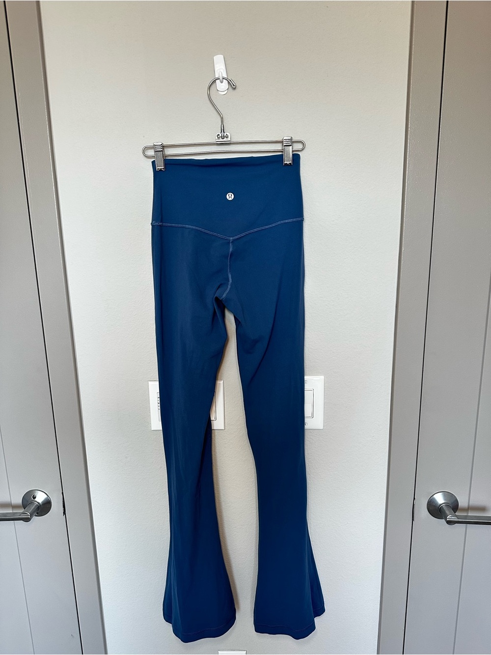 lululemon athletica Women's High-Waist Flare Leggings - Deep Blue - Picture 2 of 3
